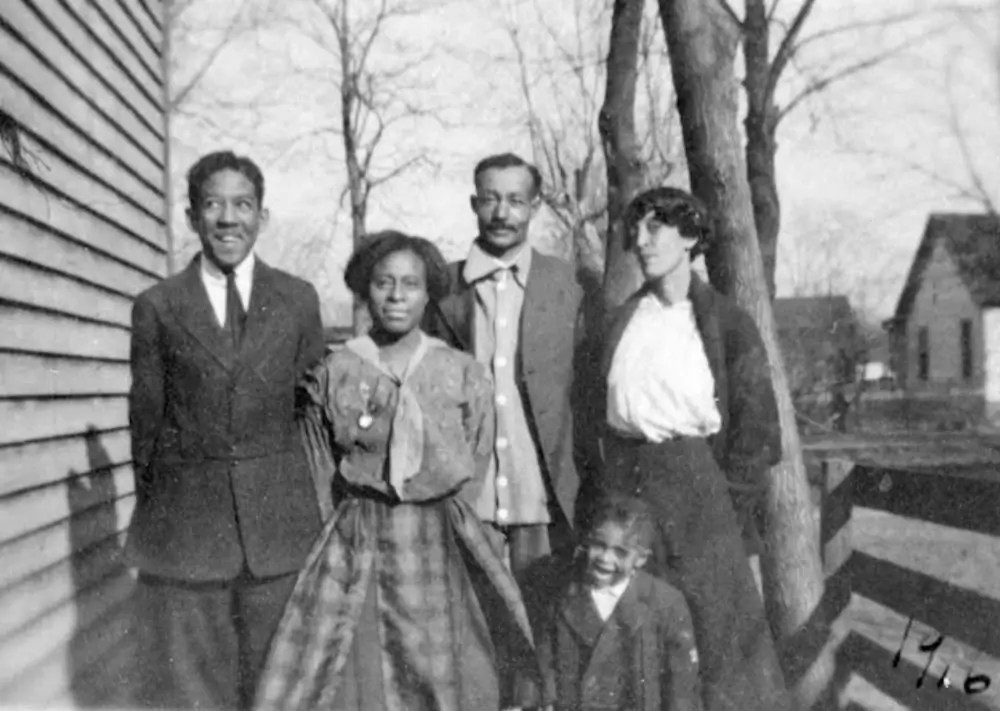 20 Fun Facts About Langston Hughes You Should Know iFunFact