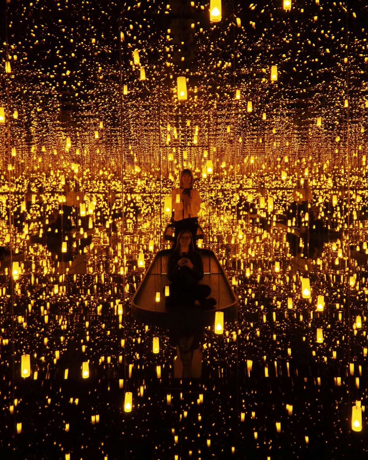 Preview of Yayoi Kusama Infinity Mirrors at the Hirshhorn Museum IGDC