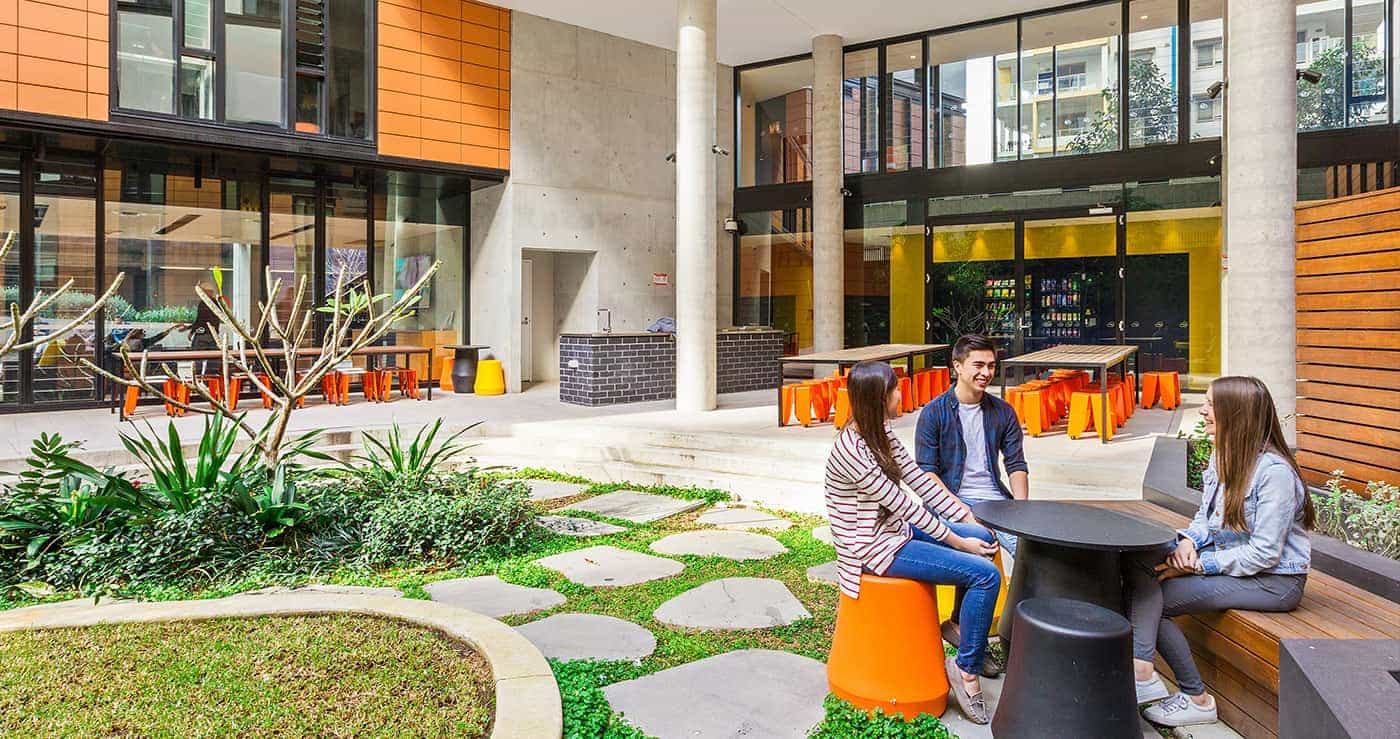 Student Chatswood Sydney Iglu