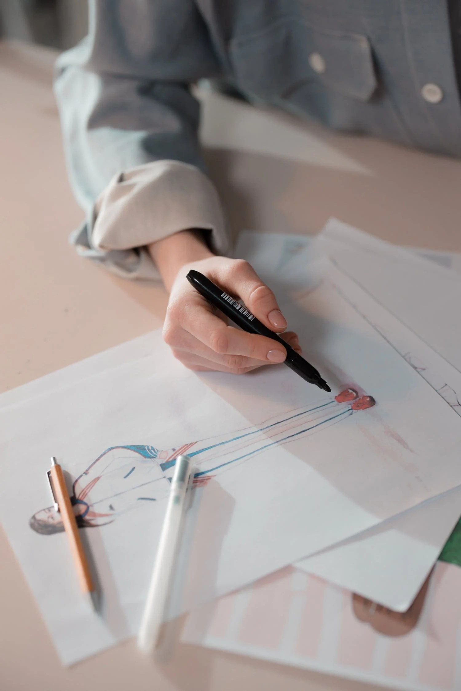 What Exactly Does a Fashion Designer Do? Ignite India Education