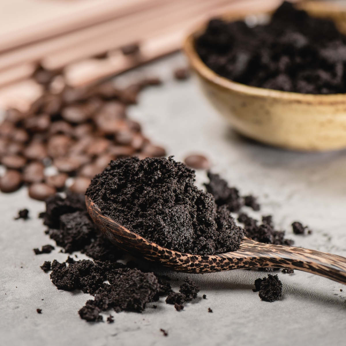 How To Use Coffee Grounds To Fertilize Tomato Plants With Ease!