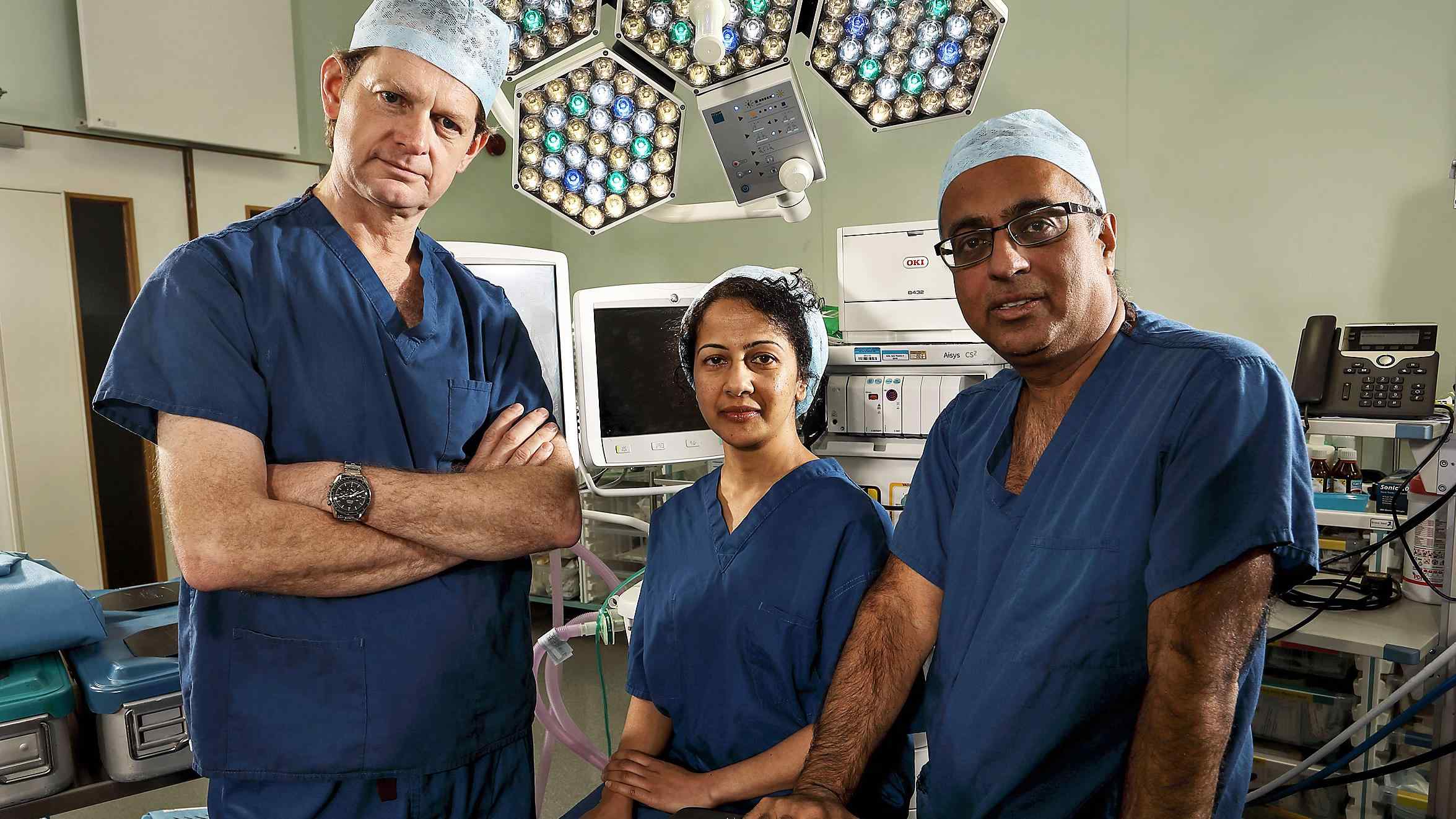 Surgeons At the Edge of Life watch free online