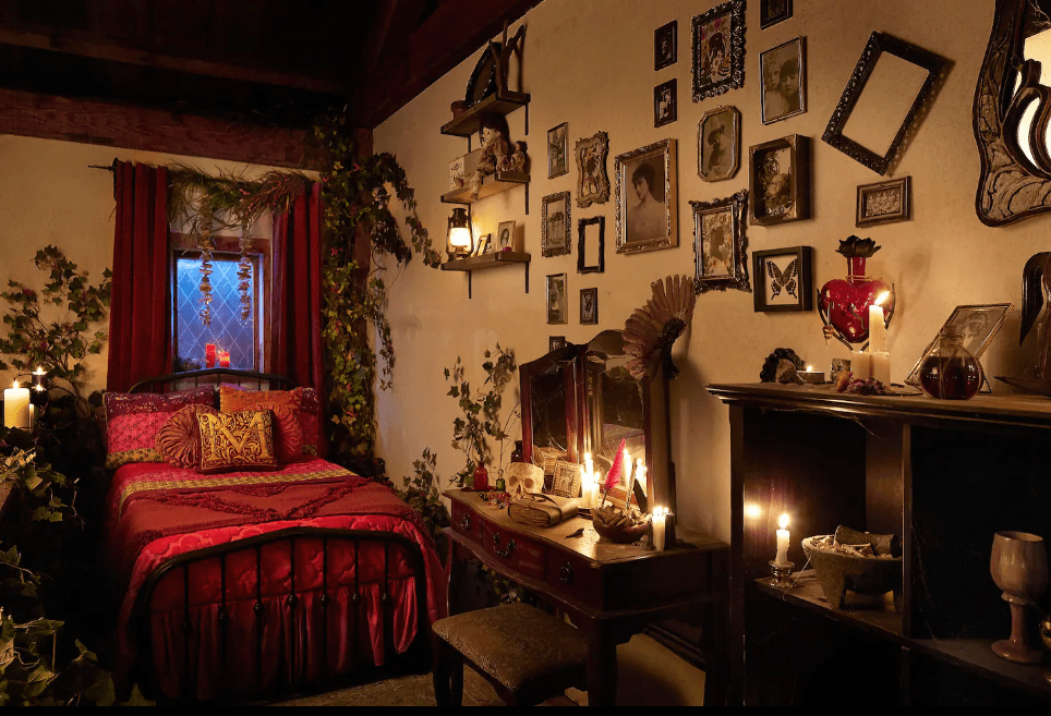 "Hocus Pocus" House An AirBNB Gore Culture