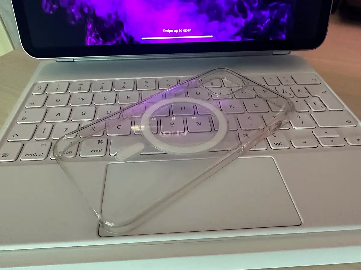 Why does the clear case turn yellow on the phone