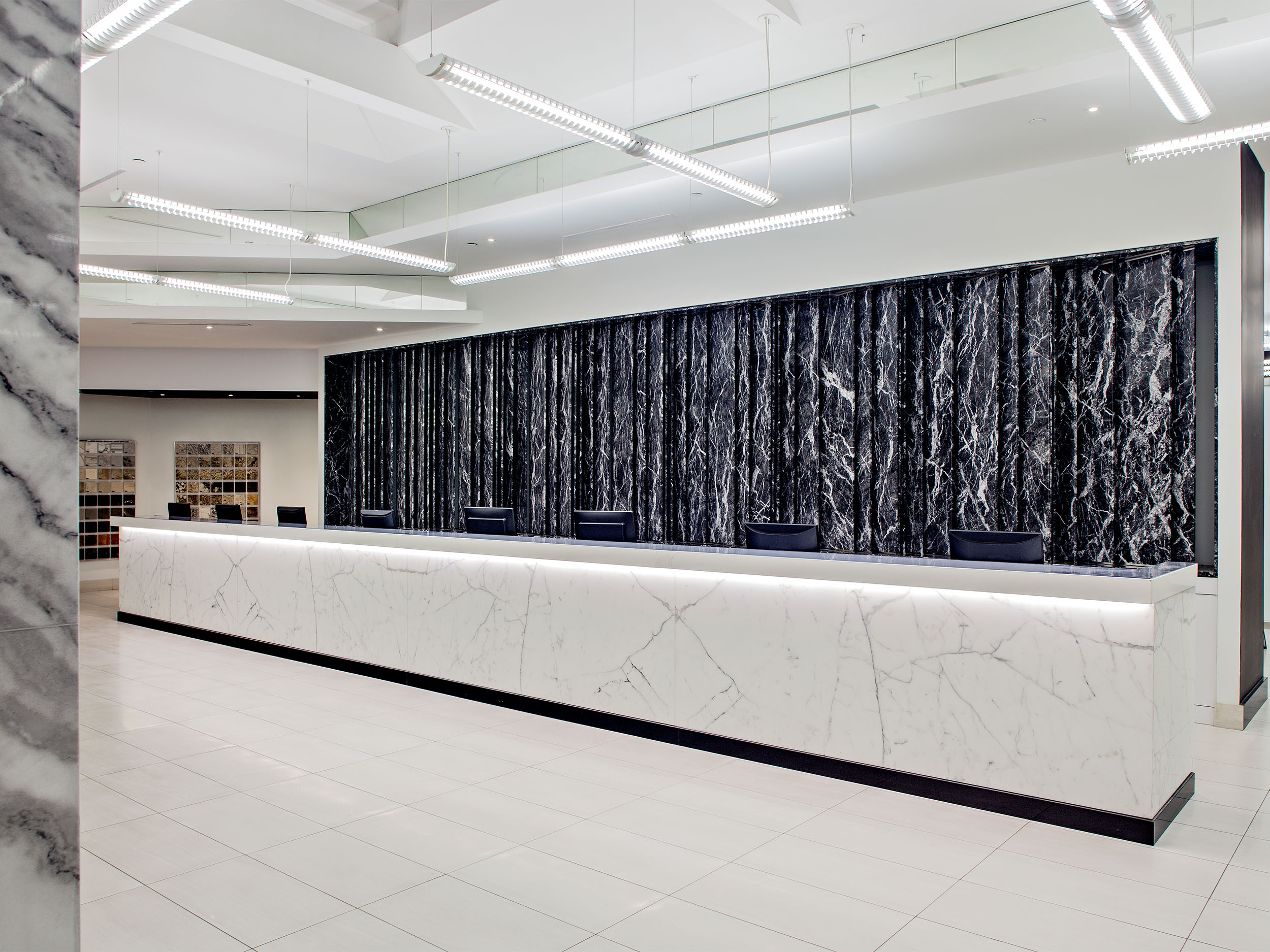 Olympia Tile Showroom II BY IV DESIGN
