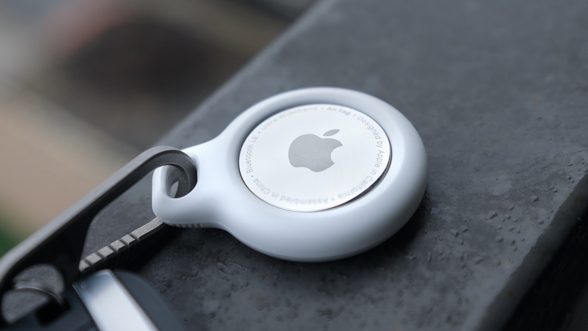 Apple Releases New Firmware Update for AirTags and AirPods