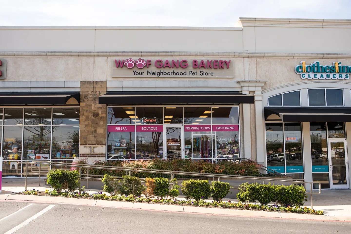 Pet Grooming Salon Cat & Dog Grooming Service Shop In San Antonio At