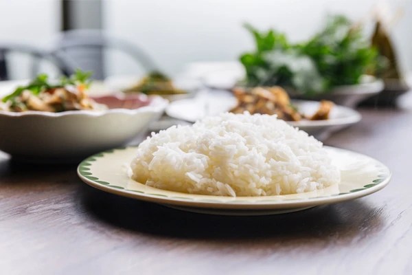Apa Manfaat Mengganti Nasi Putih dengan Nasi Merah?