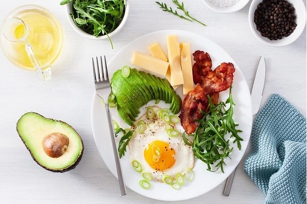 5 Manfaat Alpukat Baik Untuk Diet Hingga Kontrol Tekanan Darah 5 Manfaat Alpukat Baik Untuk Diet Hingga Kontrol Tekanan Darah cara makan alpukat untuk diet
