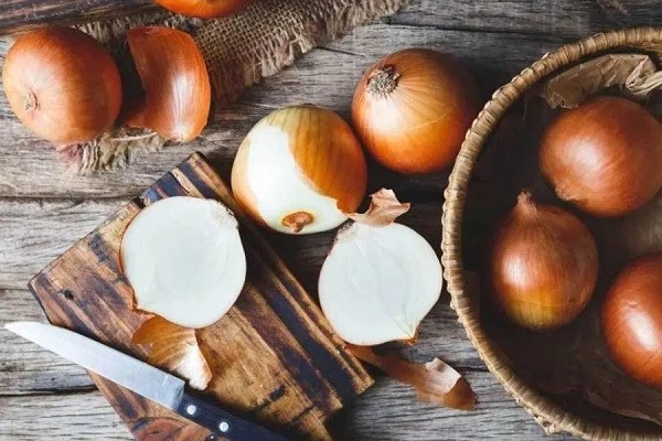 9 Manfaat Bawang Bombay yang Harus Diketahui