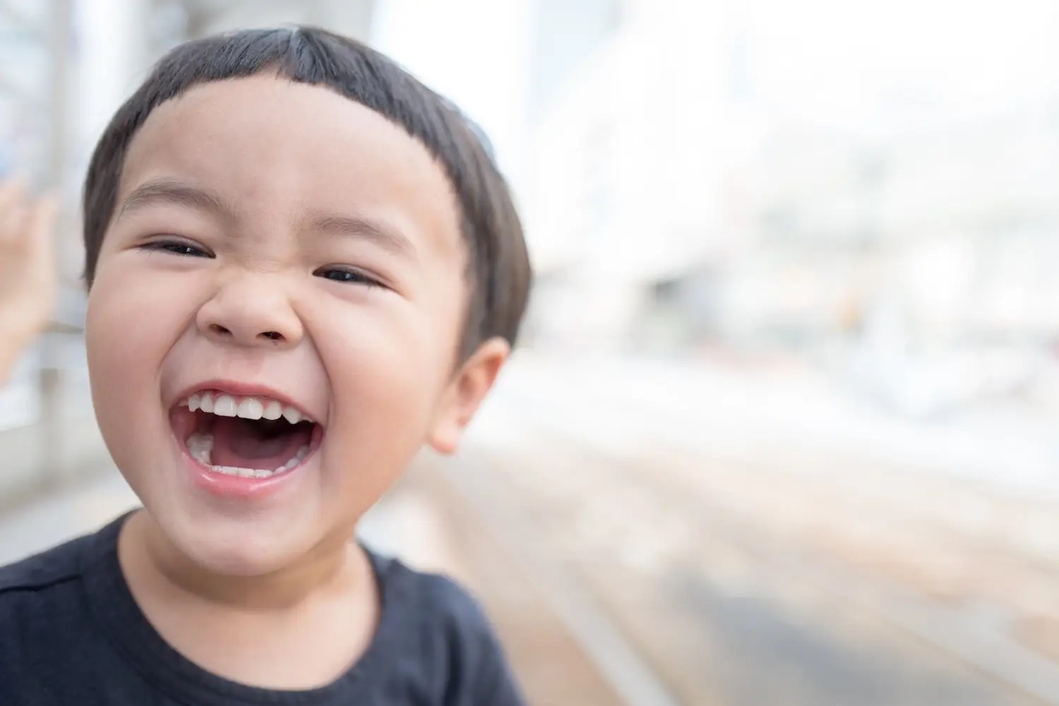 How to Laugh More: 3 Ways to Get Laughter Into Your Life - Ellanyze