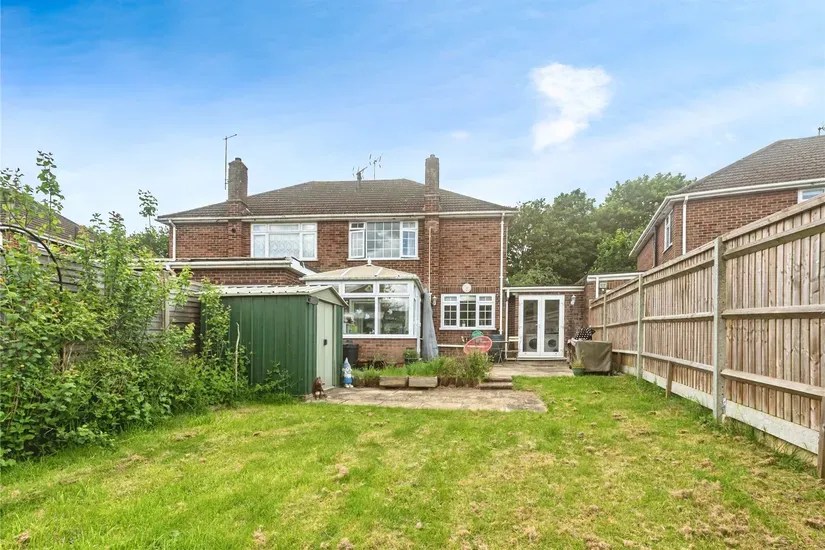 Search Properties for Sale and to Let in Basingstoke Jacobs Properties