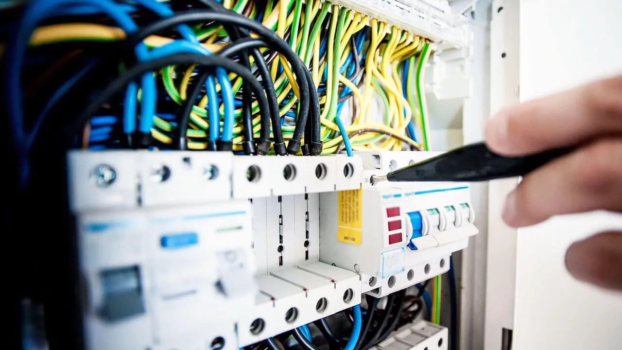 What Does An Electrical Safety Switch Do? Rise Up Electrical