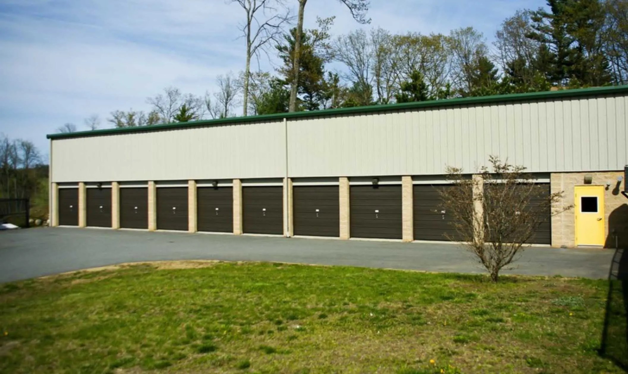 Self Storage Units in Derry, NH Prime Storage Derry Rockingham Rd.