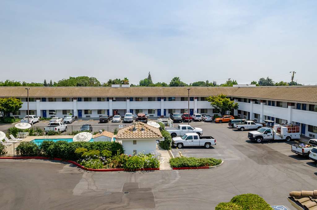 Motel 6 Oakdale Oakdale, CA Hotels Tourist Class Hotels in Oakdale