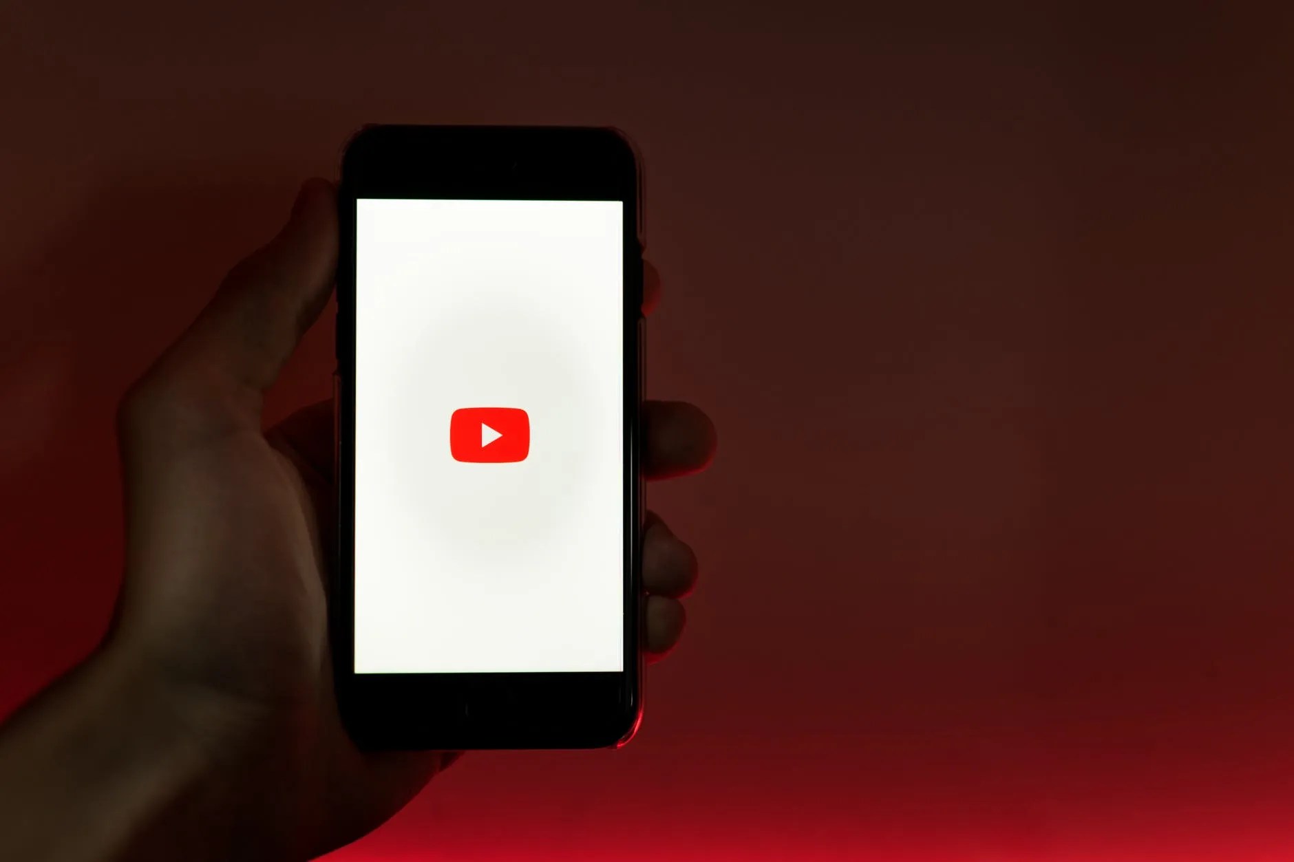 YouTube Music Luncurkan Banyak Fitur Baru Mulai dari AI Artwork untuk