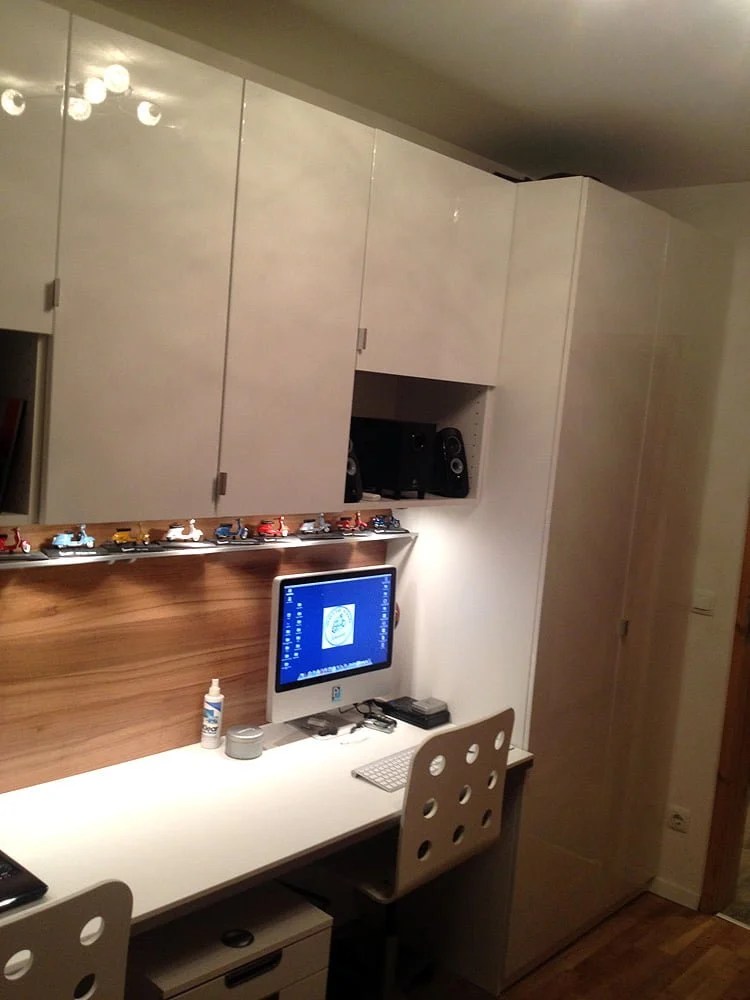 Faktum & Pax turned into an office IKEA Hackers