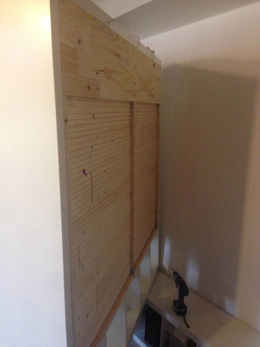 EXPEDIT Guitar Display IKEA Hackers