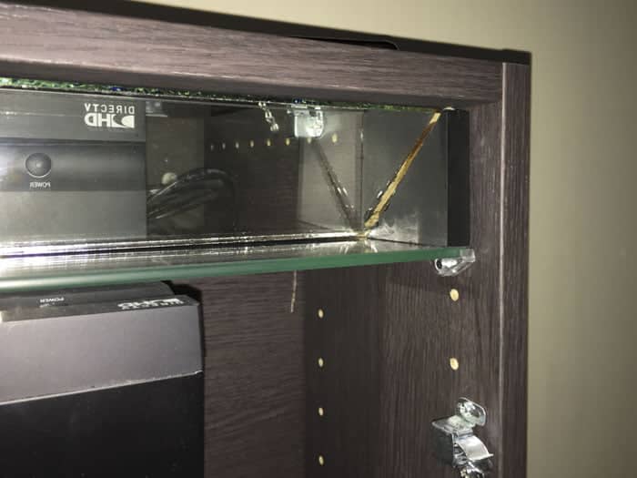 TV Box Box (Wallhugging TV equipment IKEA Hackers