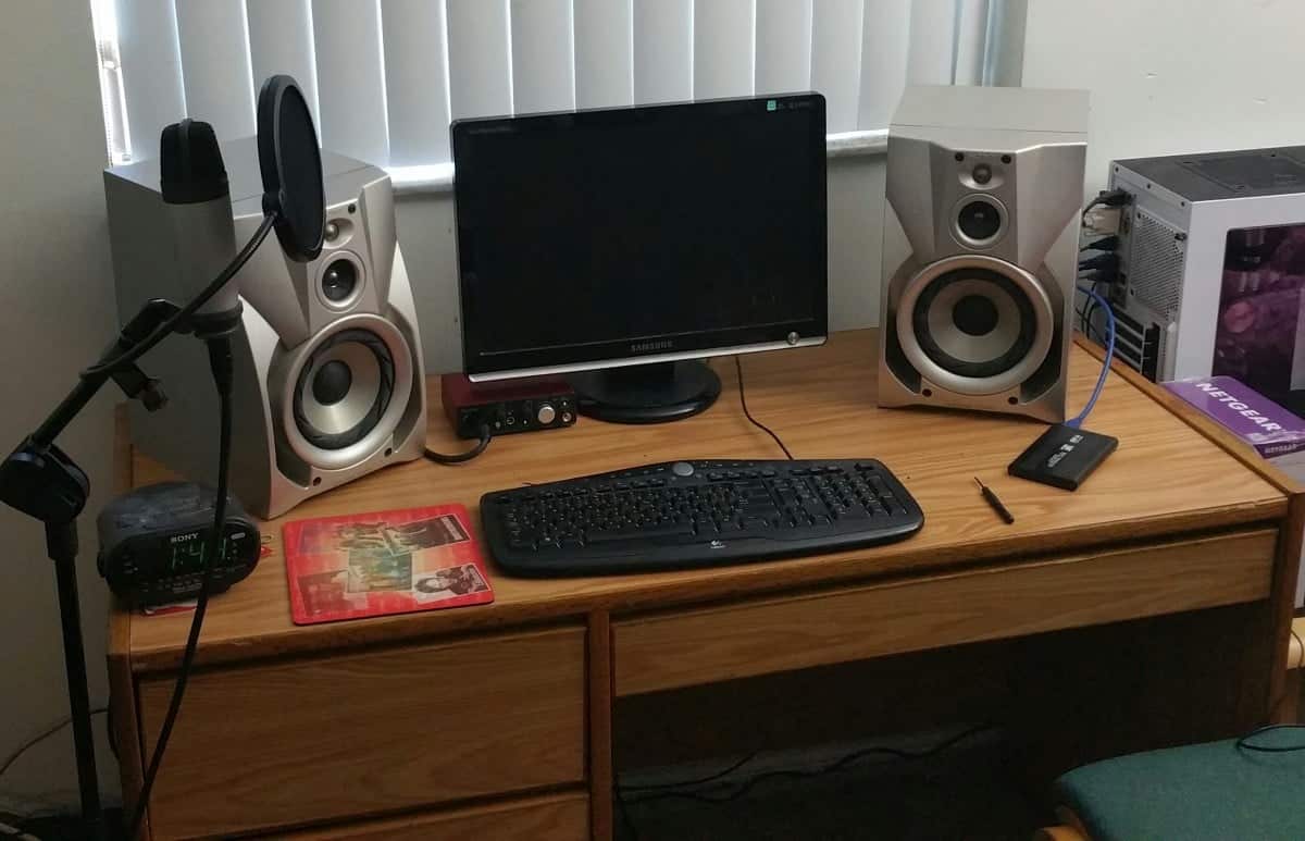 Work in Progress "Black to Basics" Music Studio Desk IKEA Hackers