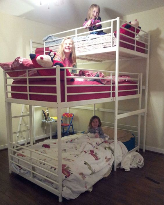 Triple bunk bed DIY IKEA Hackers