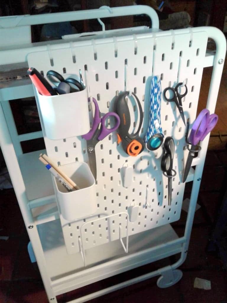 Sewing machine that doubles as a craft pod IKEA Hackers