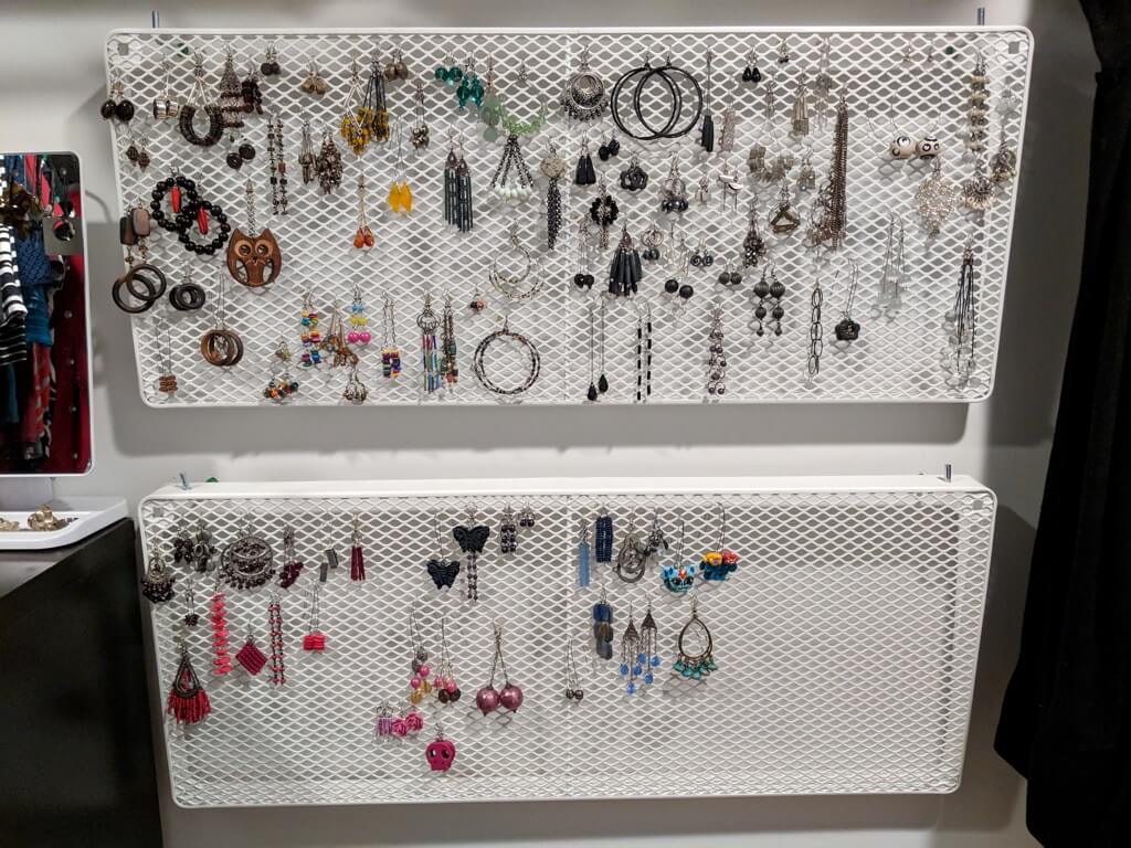 Earring Holders 7 ideas to organise your giant collection IKEA Hackers