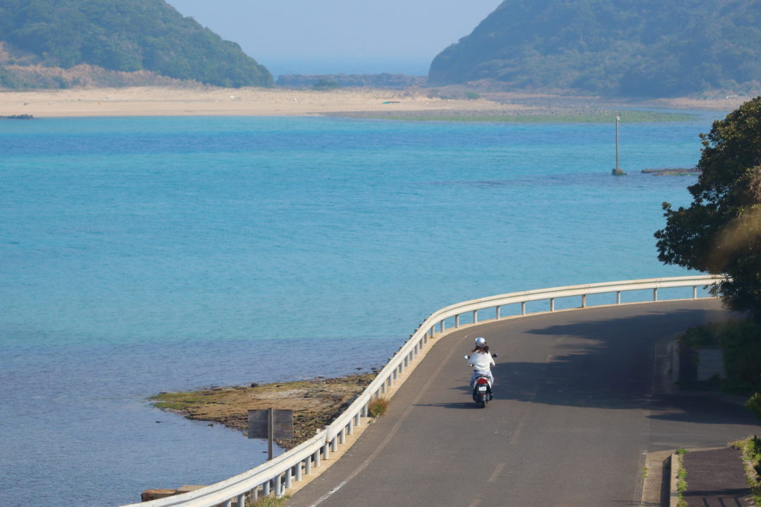 イキエコ電動バイクで、壱岐島を自由に！ 壱岐砂浜図鑑｜海水浴場・ビーチ全集！（長崎県壱岐島）