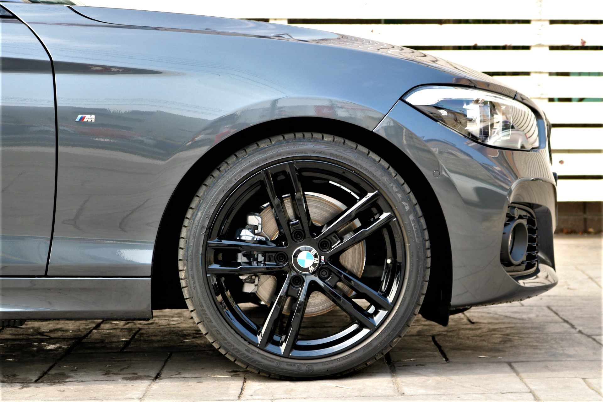 Bmw 1 Series 118I M Sport Edition Shadow | 2018 | White | 37080 Km | Details.- Japanese Used Cars.goo-Net Exchange Bmwのエントリーモデル、1シリーズのグレード体系変更！限定モデルだったMスポーツ エディションシャドーとファショニスタがレギュラー化！ | イキクル