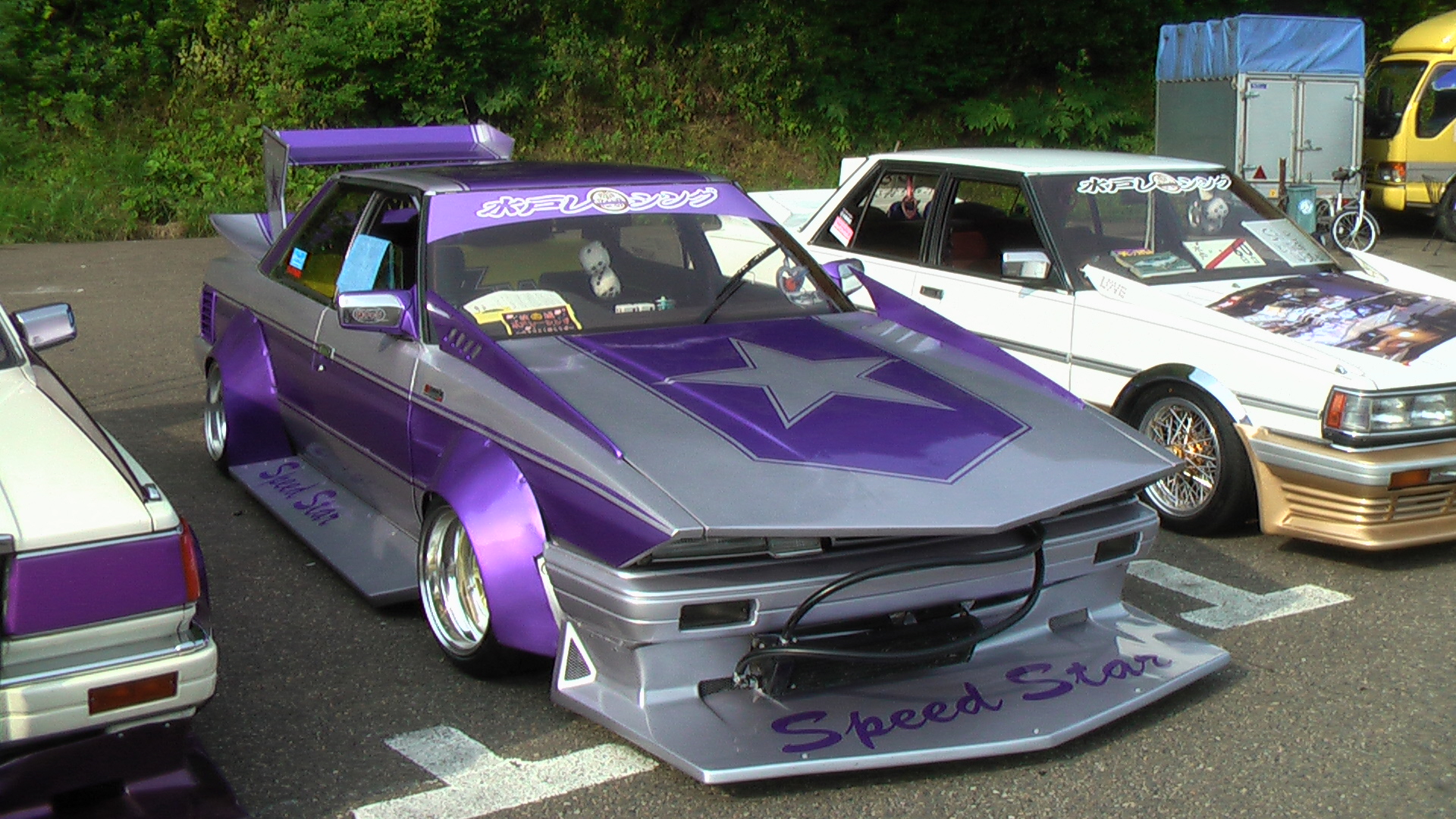 チンスポ・バーフェン・ダックテール、街道レーサー＆ワークススタイルが似合う旧車10選！ イキクル