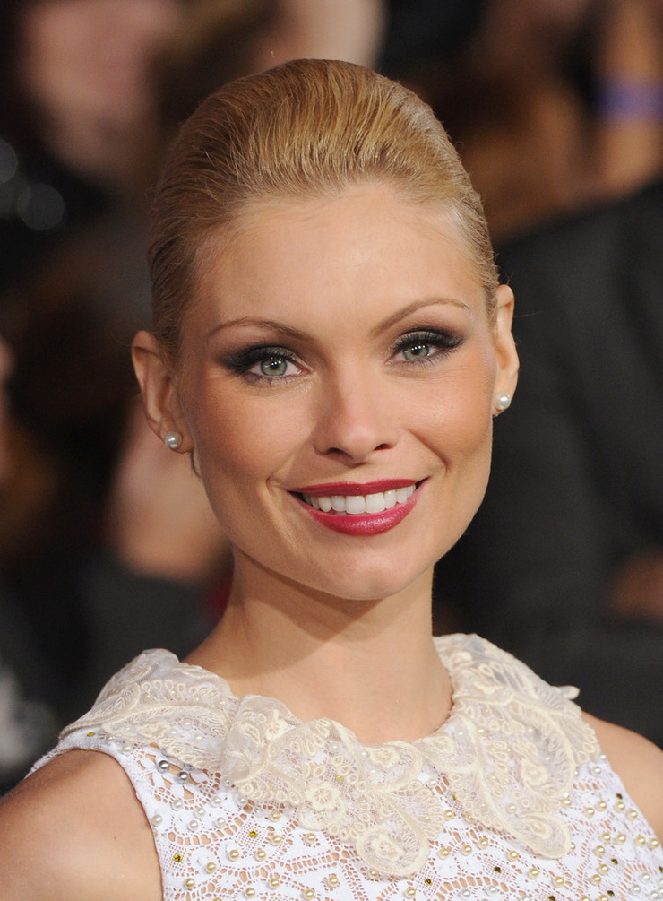 Picture of MyAnna Buring