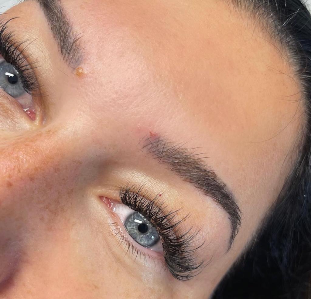 Hybrid Lashes iLashed by Imogen