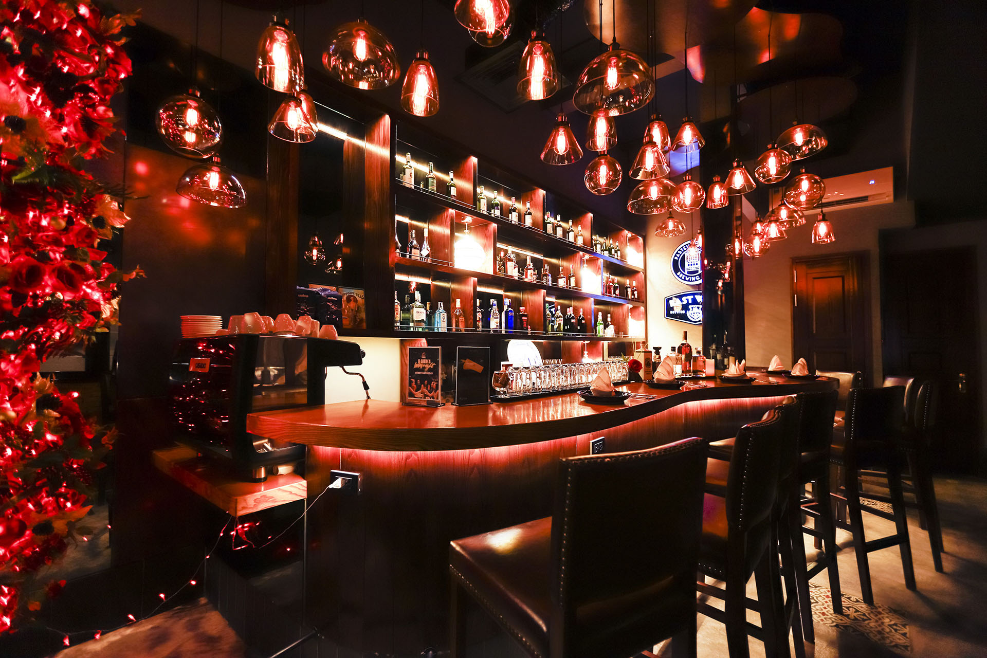 Home IL CORDA CHARCOAL STEAKHOUSE