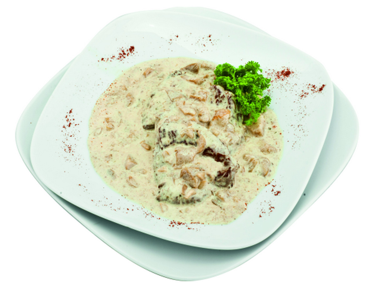 Filetto di vitello con salsa al tartufo e funghi porcini • Ristorante