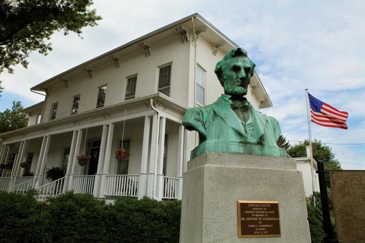 Visit Geneseo, Illinois