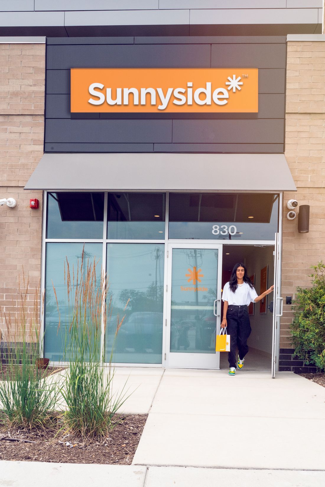 Cresco Labs opens new dispensary, relocates another Illinois News Joint