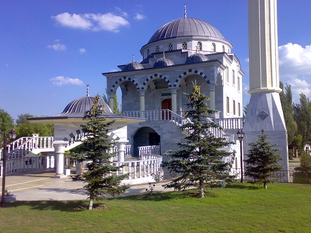 4 Beautiful Mosques in Ukraine IlmFeed