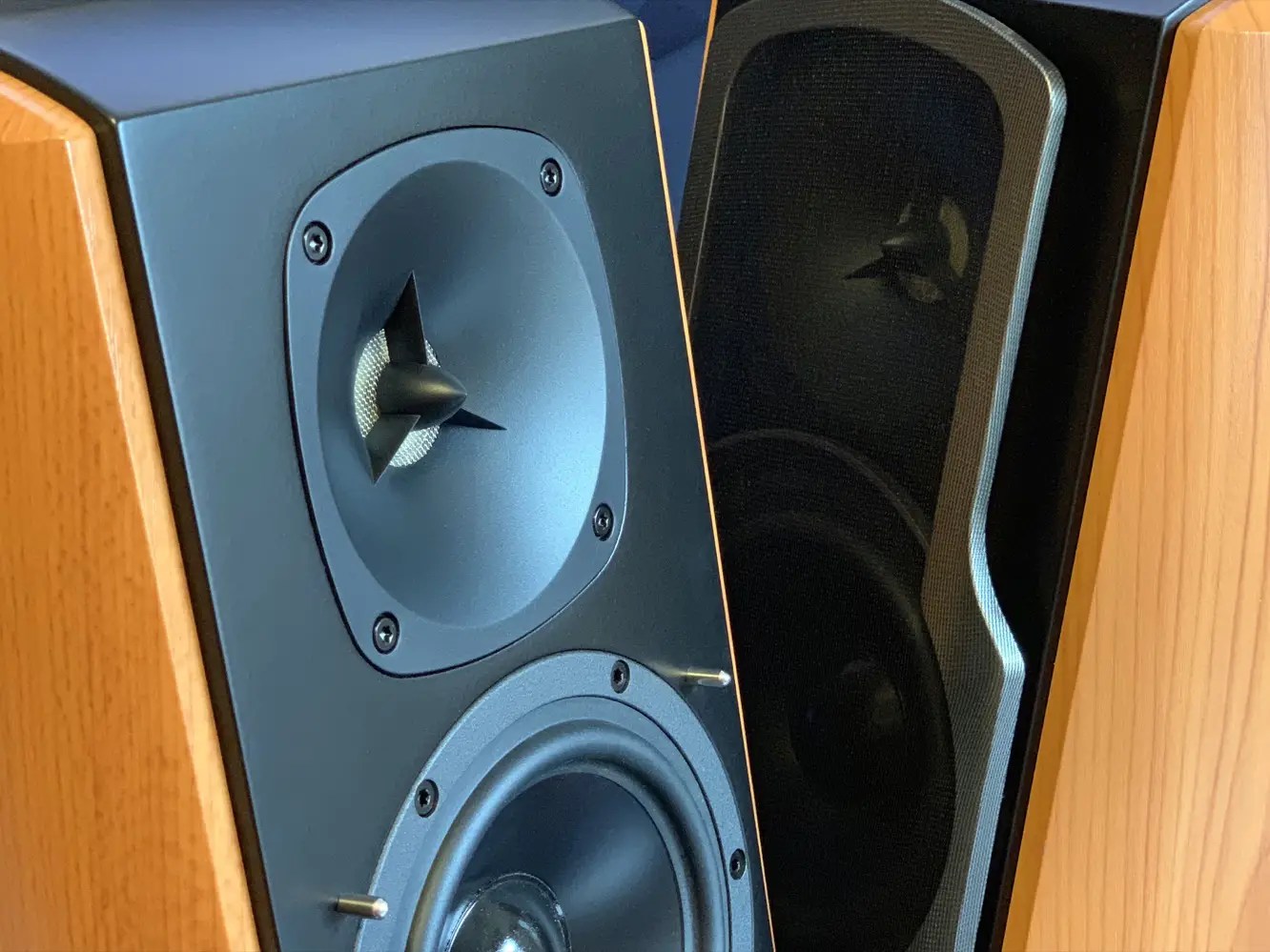 Review: Edifier S2000 Pro Bookshelf Speakers | iLounge