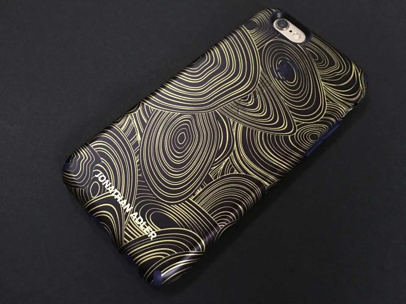 Review Speck CandyShell Clear and CandyShell Inked Jonathan Adler for