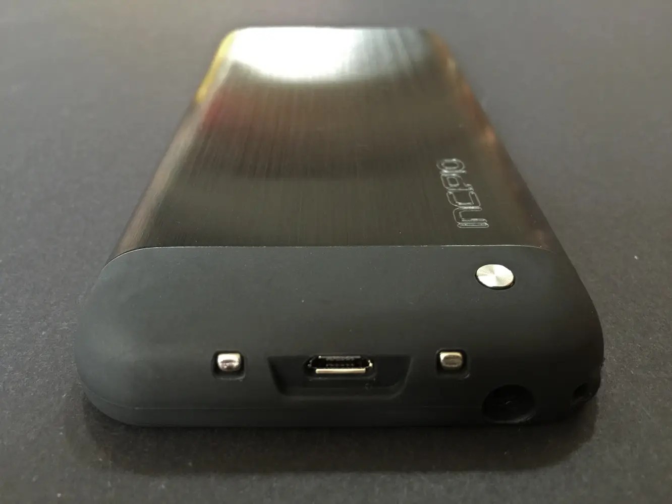 Review Incipio Ghost Qi for iPhone 6