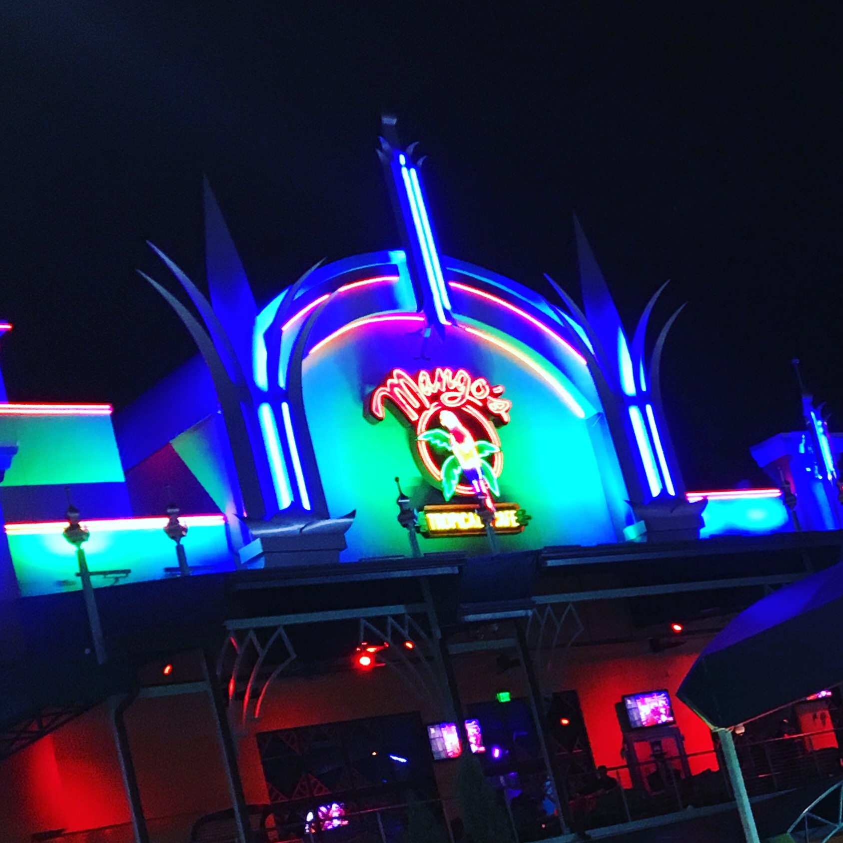 AwardWinning Mango’s Tropical Café Orlando Announces Debut Of AllNew