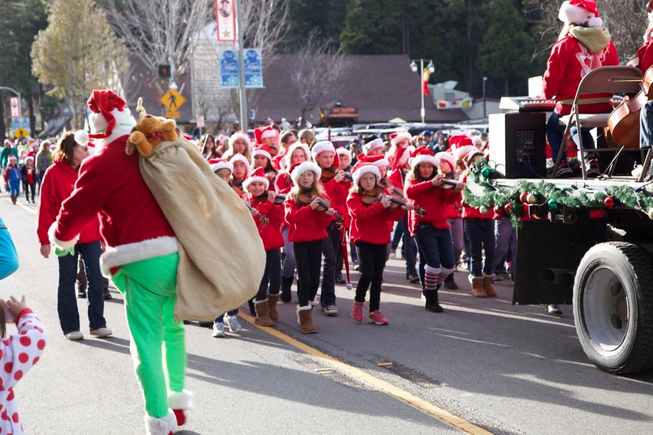 Blue Jay Parade I Love Lake Arrowhead