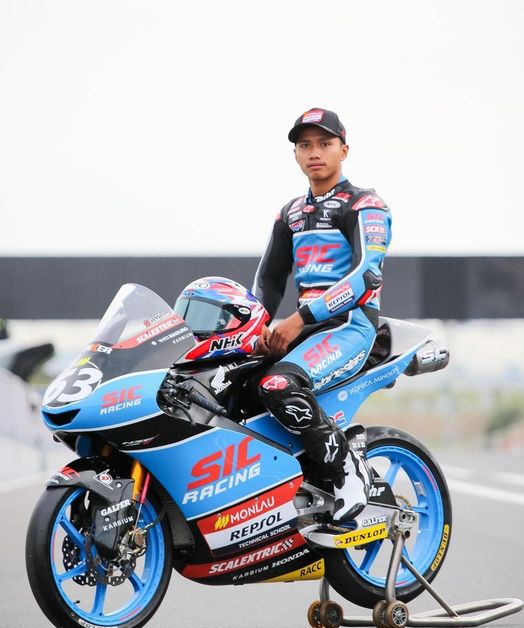Biodata Syarifuddin Azman (Damok), Pelumba Motosikal