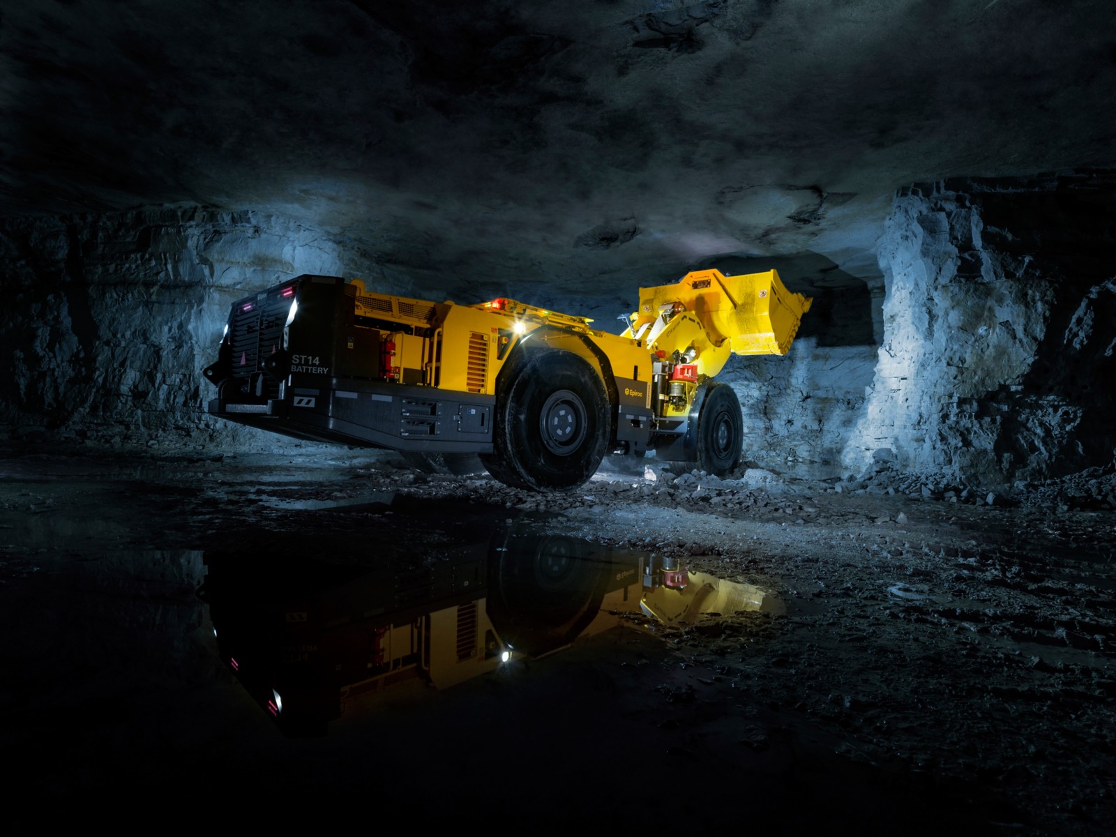 Assmang orders batteryelectric mining equipment for Black Rock