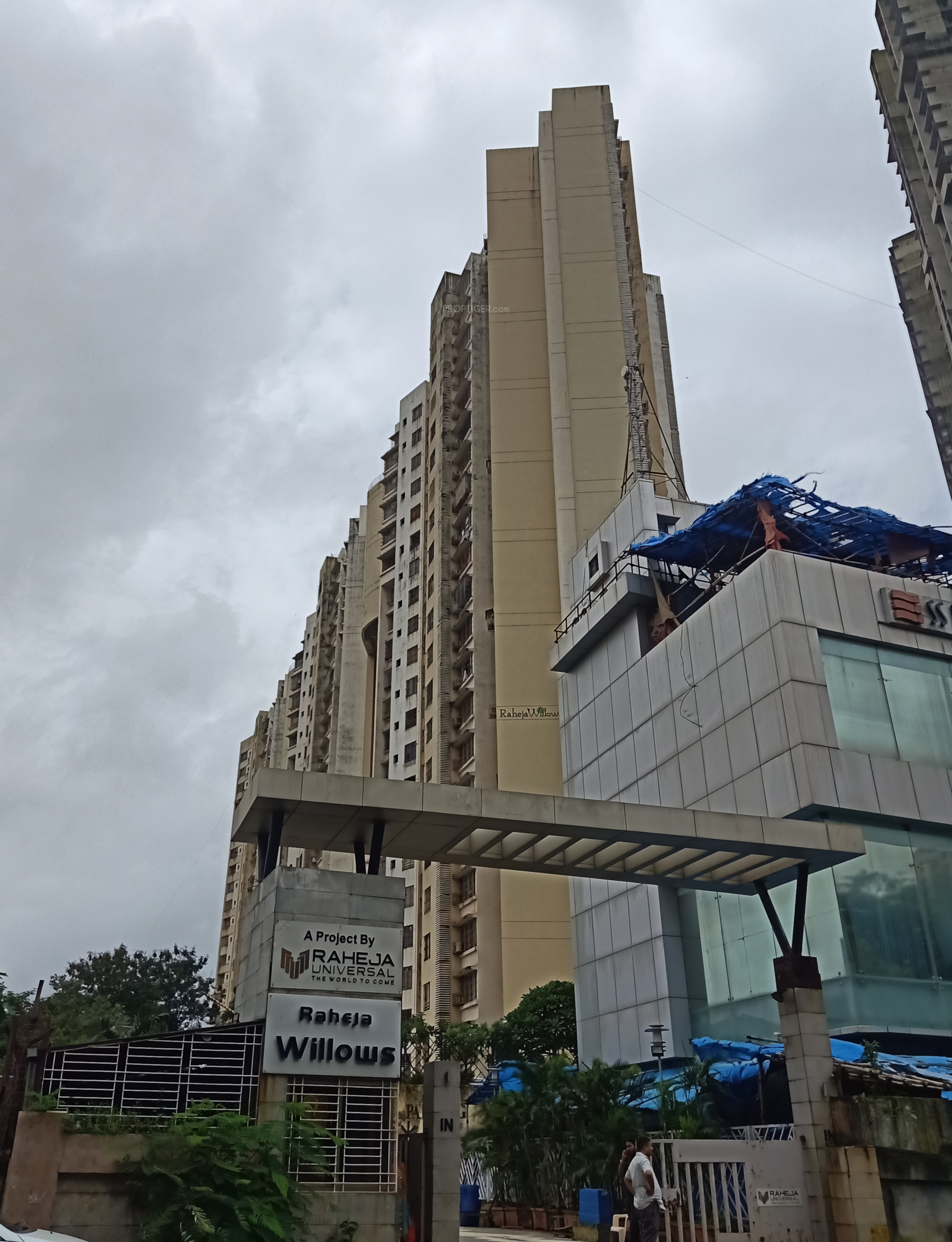 K Raheja Raheja Willows in Kandivali East, Mumbai Price, Location Map