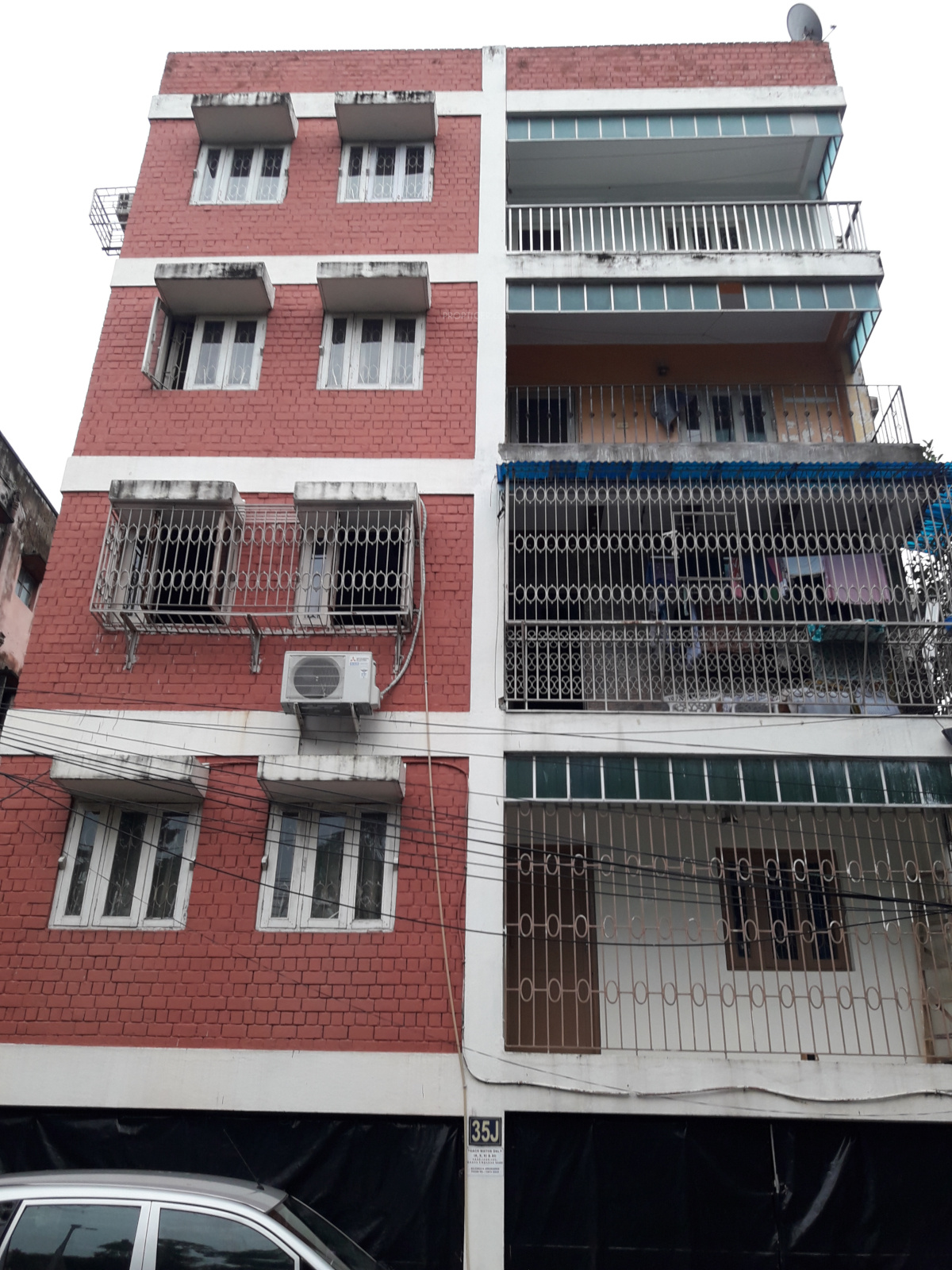Reputed Builder Eastern Society in Phool Bagan, Kolkata Price