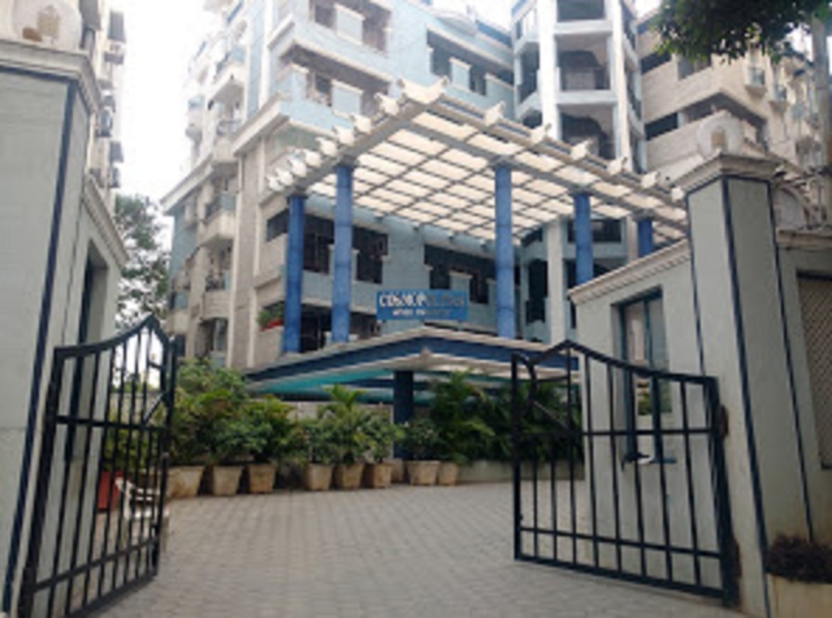 1950 sq ft 3 BHK 3T Apartment for Sale in Nivee Property Cosmopolitan