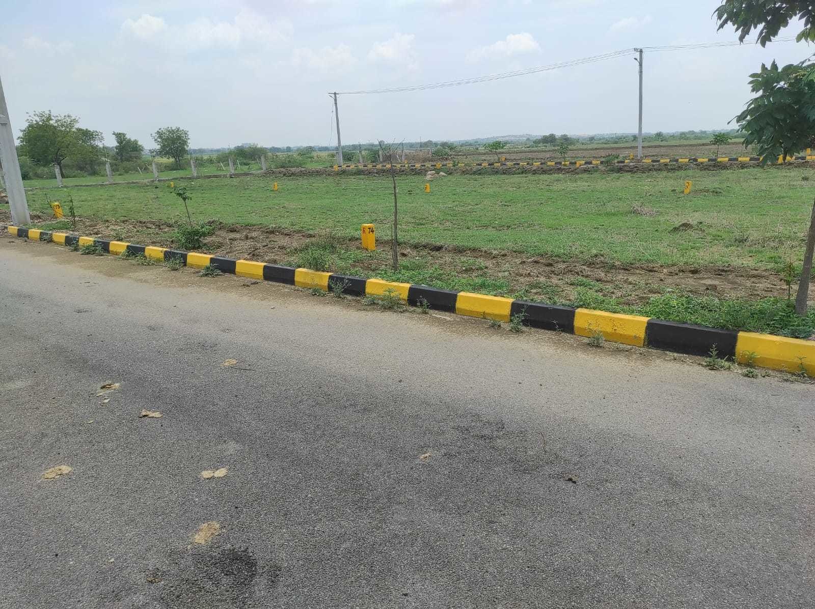 2700 sq ft Plot for Sale in Bhashyam Developers Pioneer County Bhanur