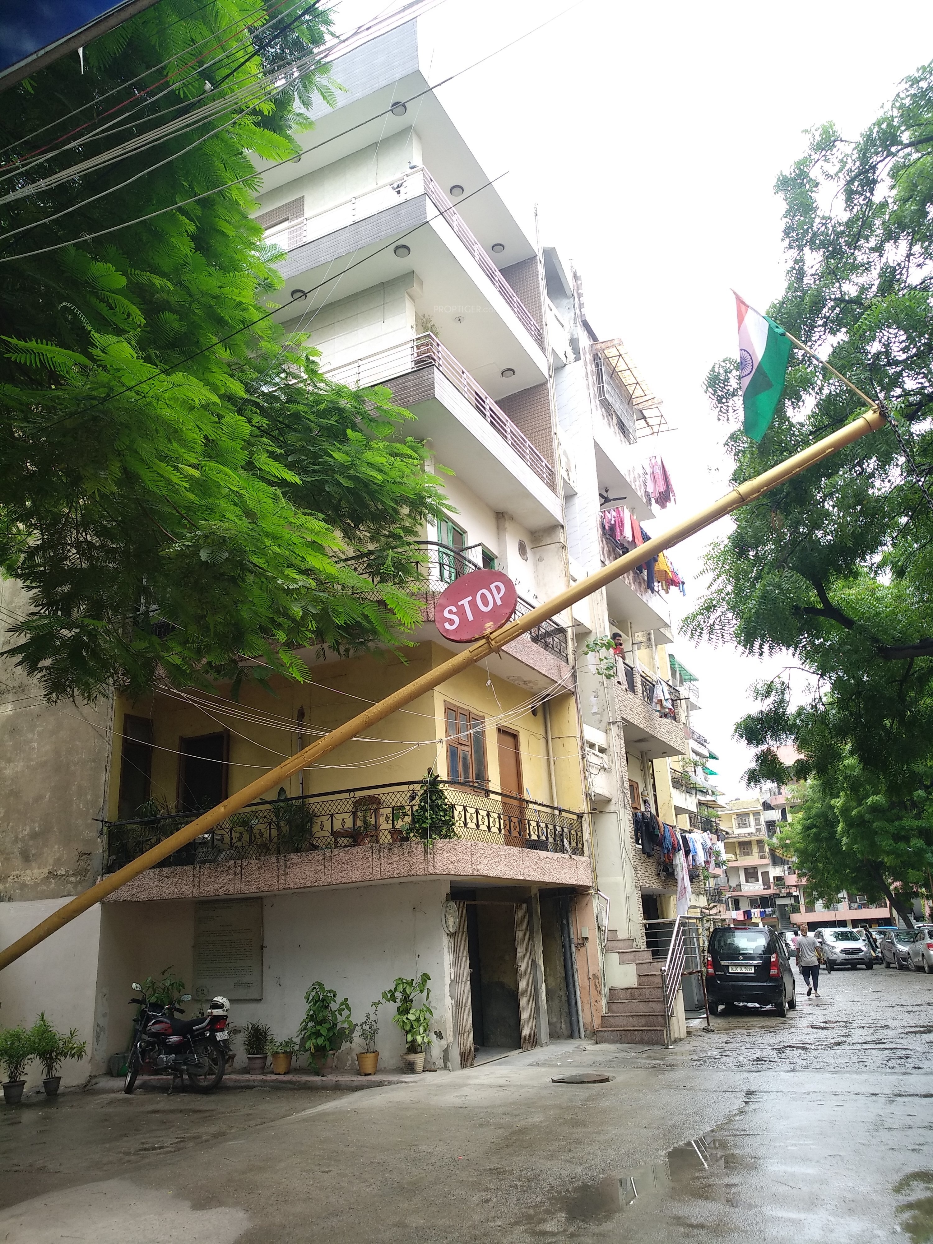 1200 sq ft 3 BHK Apartment for Sale in Swaraj Homes Ghalib Apartment