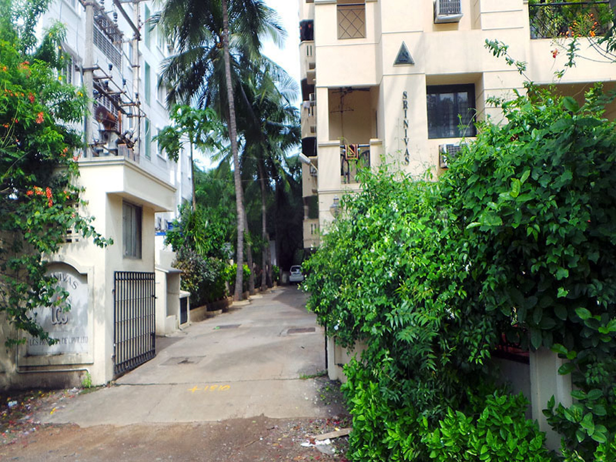 1800 sq ft 3 BHK 3T Apartment for Sale in LCS City Srinivas Velachery